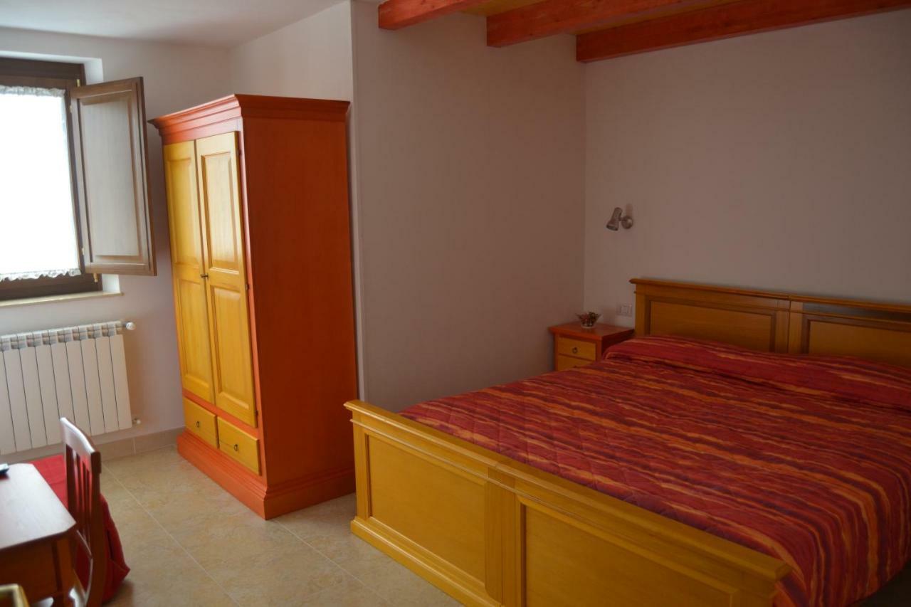 B&B Gennargentu Фонні Екстер'єр фото